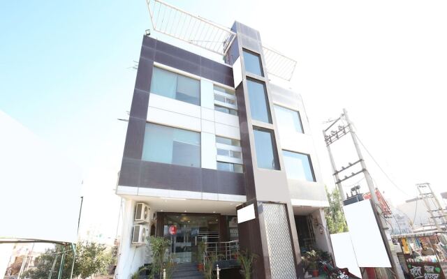 OYO 1355 Hotel Dream