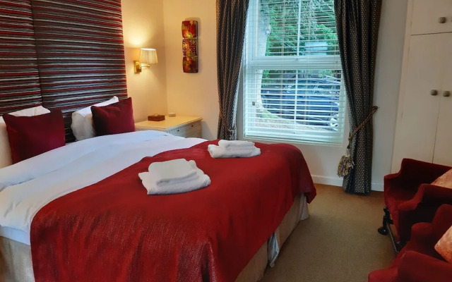 Tir-y-Coed Country House