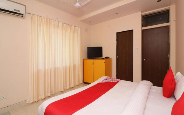 OYO 13884 Holiday Homes