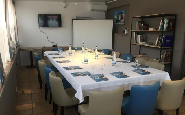 Logis Hotel et Restaurant Le Galion Canet Plage
