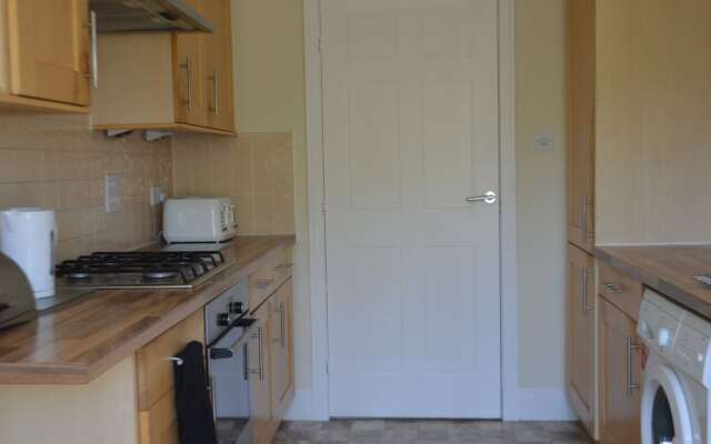 Central Edinburgh 2 Bedroom Apartment