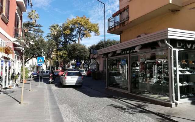 Via Merone 10 in Pozzuoli