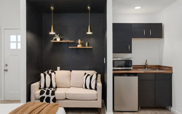 Scottsdale Palms Pickle-putt-swim-bocce Bbq-gym