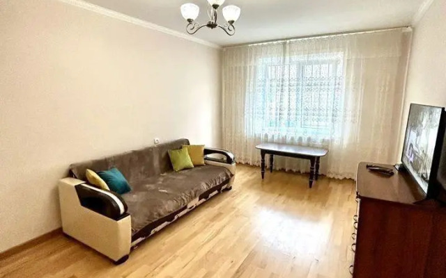 Апартаменты на улице Крайнего