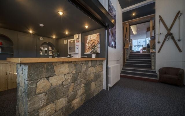 Curling Hôtel & Bar