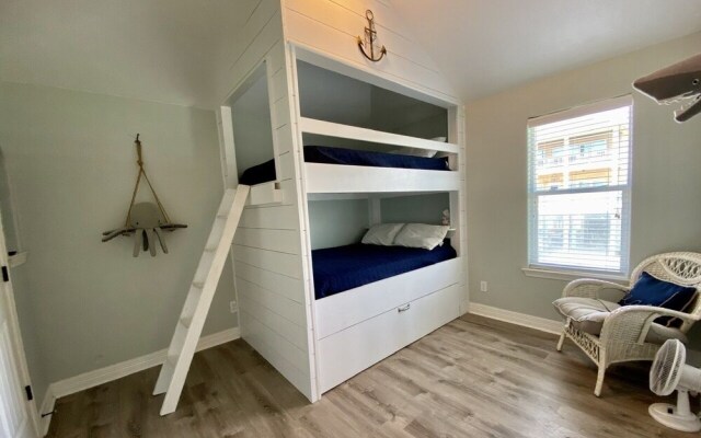 Serendipity Shore 3 Bedroom Home by RedAwning