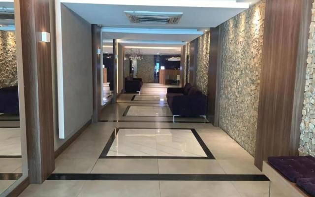 Copacabana e Ipanema, a 200 metros do MAR