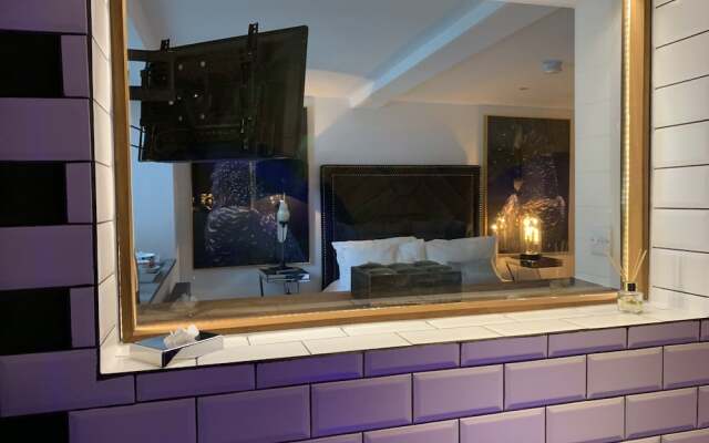 The Kingsbury at No7 & No8