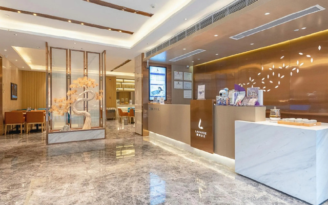 Lavande Hotel (Zhongshan Shiqi Daxin Xinduhui,North Of Zhongshan Railway Station) – Lobby – Zhongshan