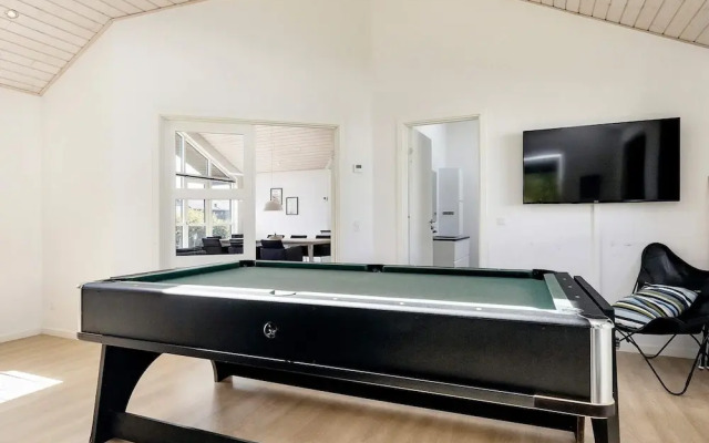 8 Person Holiday Home in Hals-by Traum