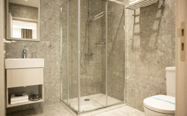 Roseum Boutique Hotel