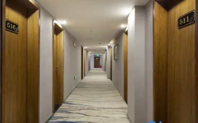 Meiyijia Chain Hotel (Xinxiang New District Municipal Government)