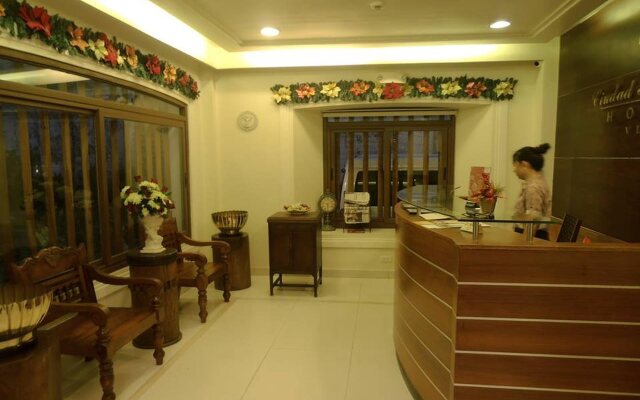 Ciudad Fernandina Hotel