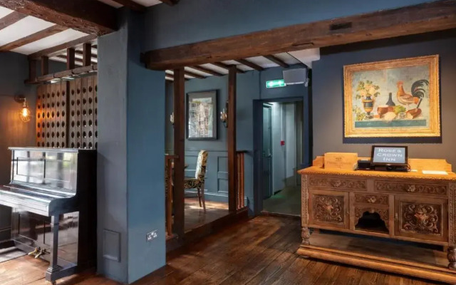 The Rose & Crown, Ashbury