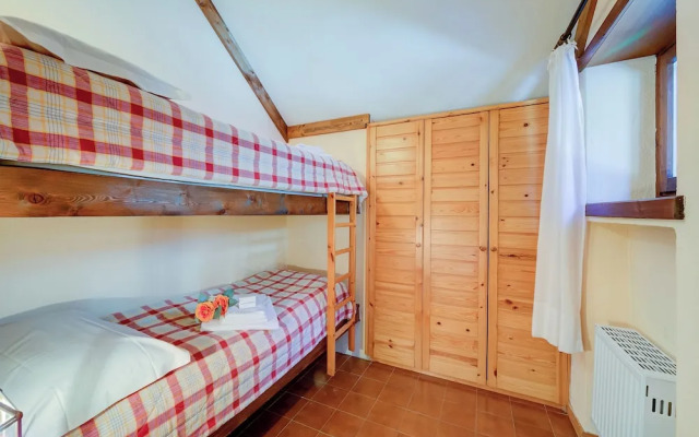 Abeti A2-17 few min From ski