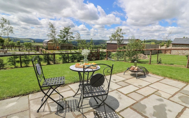 Woodland View