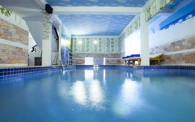 HomeFeel CS Hotel