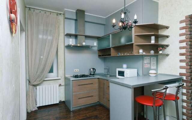 Cozy apartment near Palace Ukraine