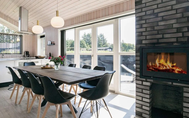 10 Person Holiday Home in Lokken
