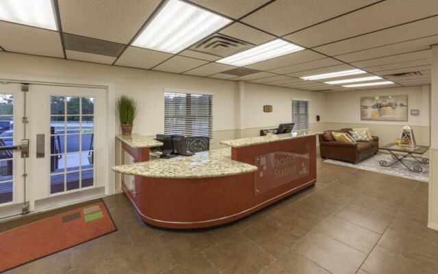 Holiday Inn Club Vacations Piney Shores Resort at Lake Conroe by IHG