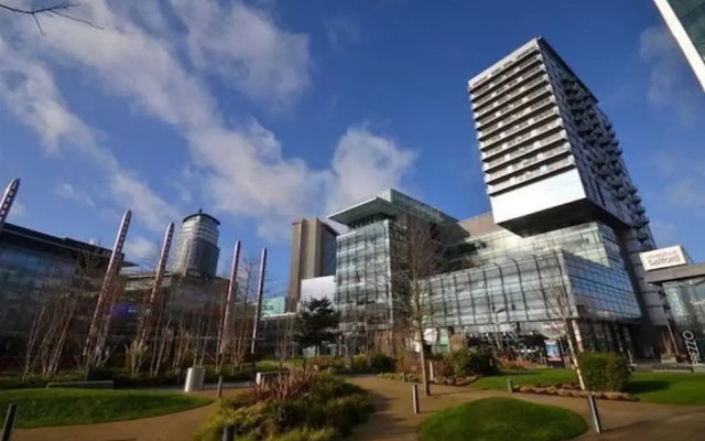 Well-located 1 Bedroom Apartment in Manchester's Media City