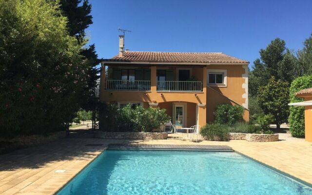 Gîte - Au Soleil Ocre Avignon