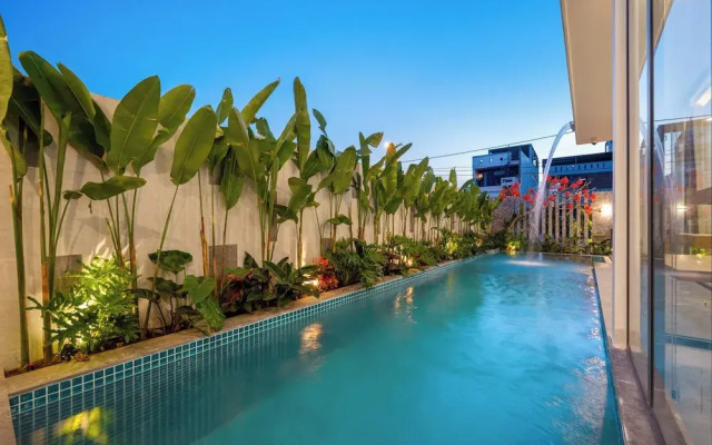 Amazing Newly Built Pool Villas Danang