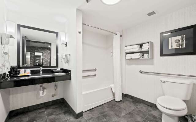 Comfort Suites Williamsburg Historic Area