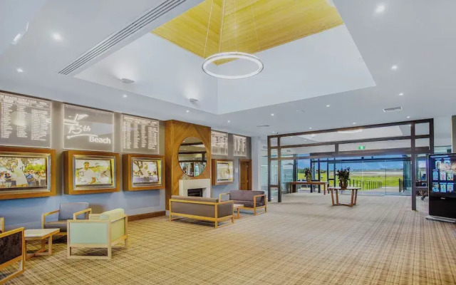 13th Beach Golf Lodges