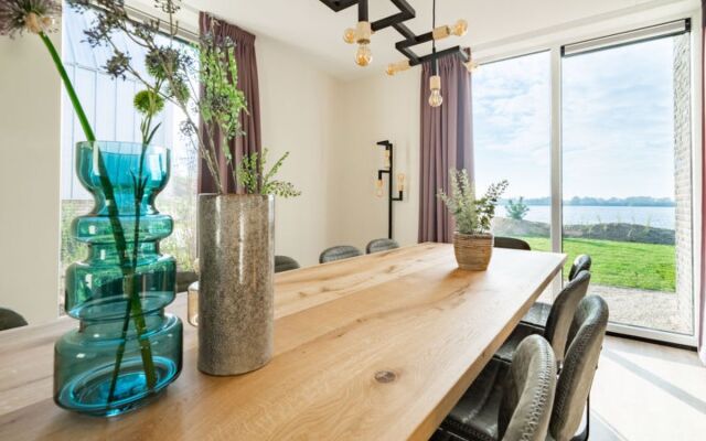 Resort De Kraaijenbergse Plassen 10279