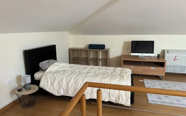 Spacious Quiet Charming Villa With Private Pool and Close to Lisbon