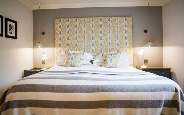 Bear of Rodborough Hotel