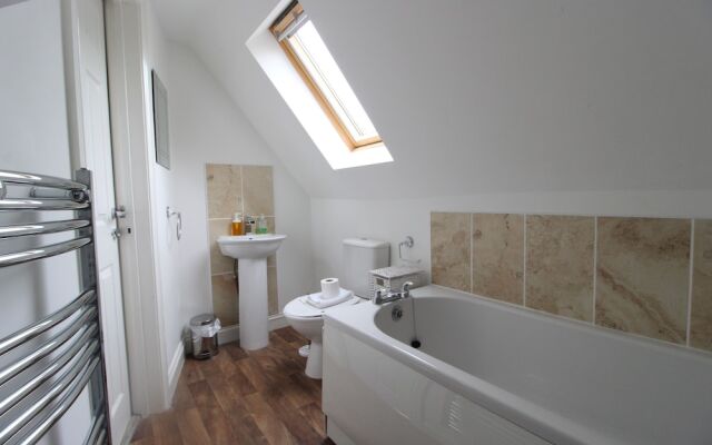 Westcliff House - 4 Bedrooms