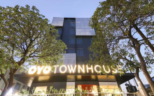 FabHotel RG Corporate Suites