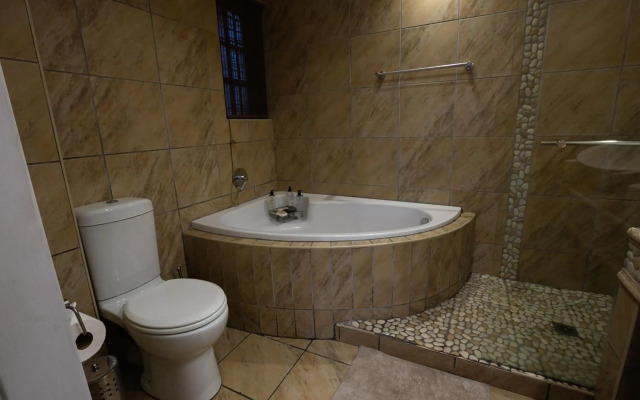Waterfalls Boutique Hotel