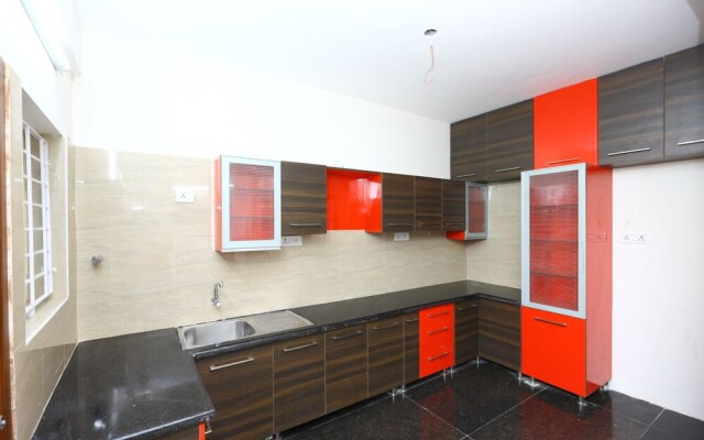 OYO 10123 The Posh Residency
