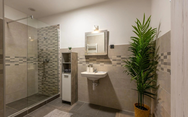 Deluxe Rakoczi Residence By Bella