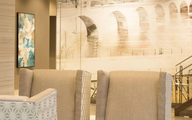 Hilton Garden Inn Minneapolis University Area