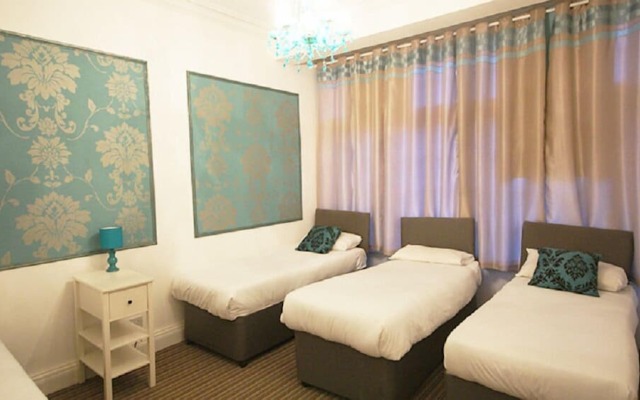 Princes Street Edinburgh Group Townhouse