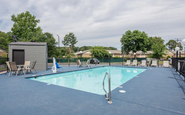 Red Roof Inn & Suites Little Rock