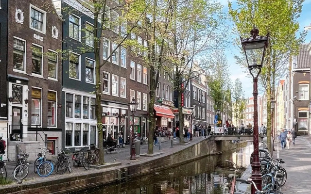 Facade Hotel Amsterdam