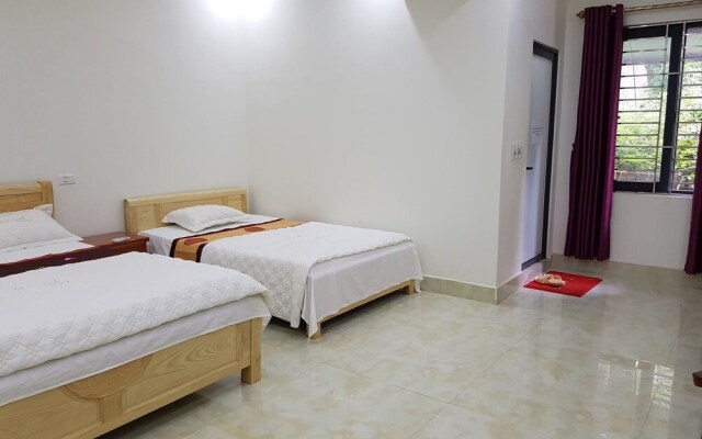Anh Duc Hotel