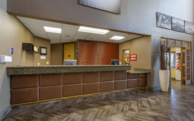 Best Western Plus Scottsdale Thunderbird Suites