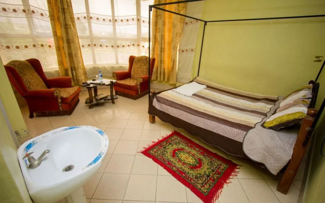 Three Ways Hotel & Restaurant