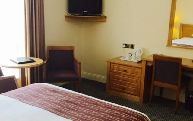 Waterford Marina Hotel