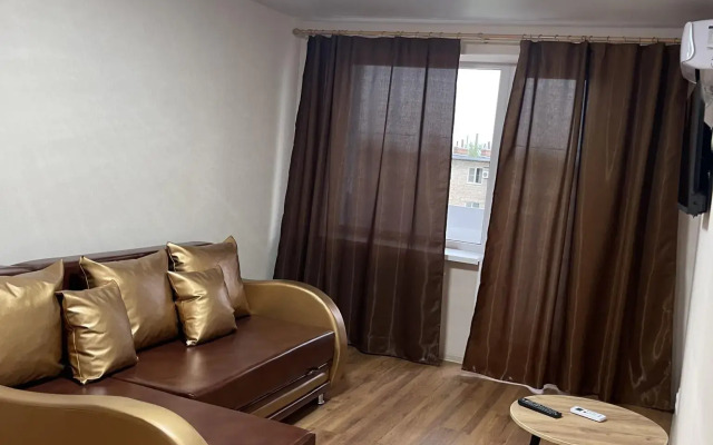 Apartments on 106 Kommunistichesky Lane