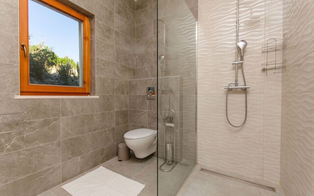 Apartments Koras