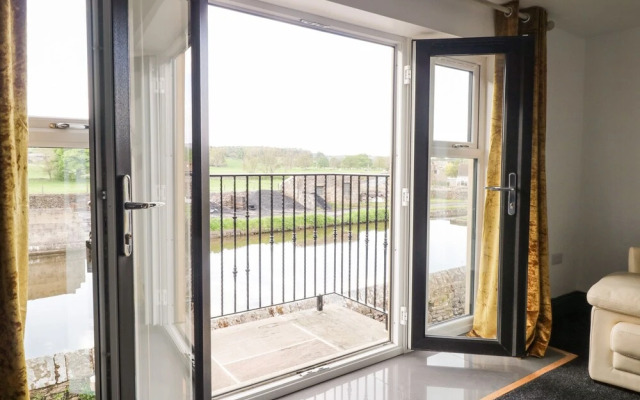 6 Lock View