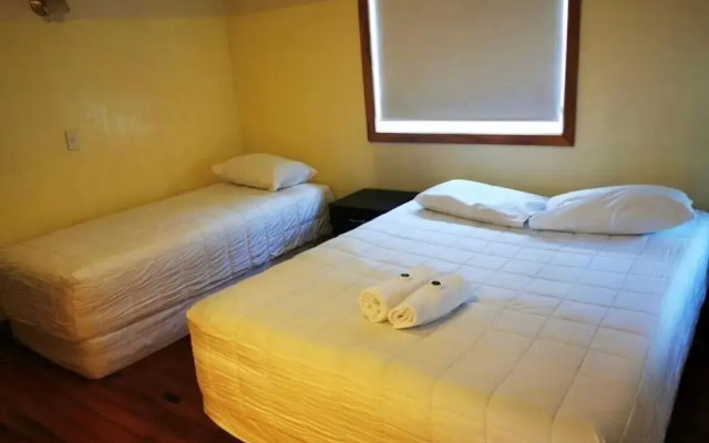 harrison motel