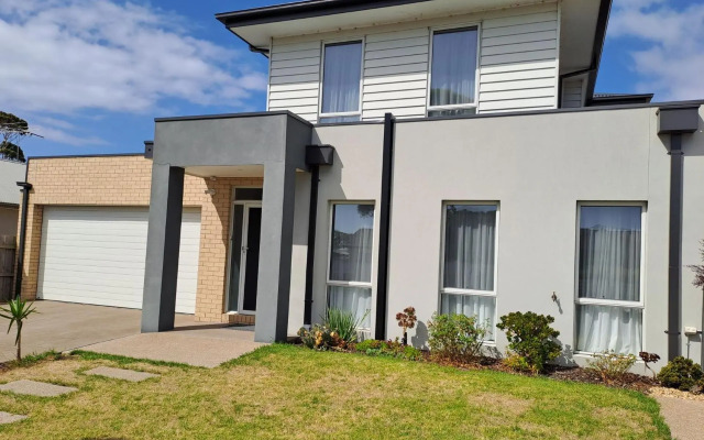 Rosebay Walk To The Foreshore